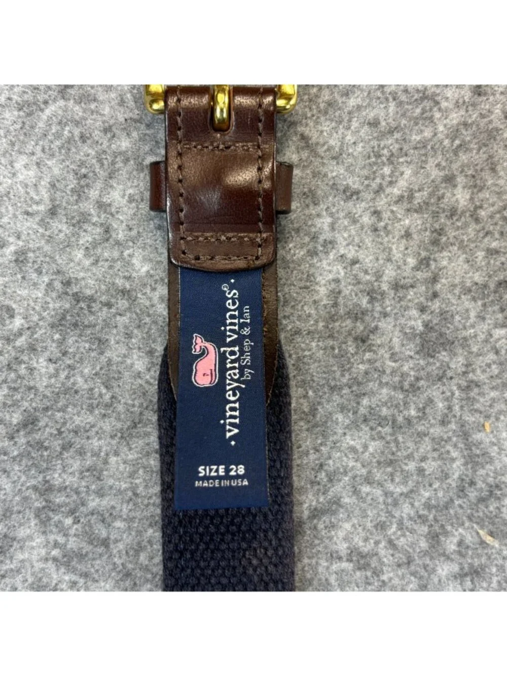 Vineyard Vines Mens Size 28 Belt Red & Brown Leather Fish Patterned Brass USA
